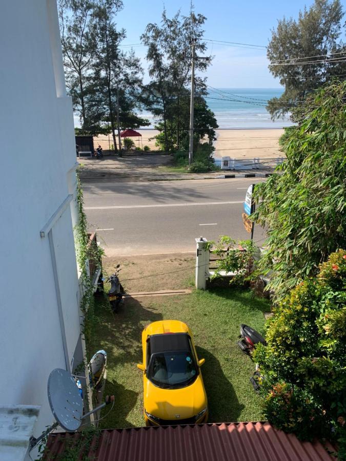 Ceylon Surf Guest And Restaurant Bed & Breakfast Weligama Exterior foto