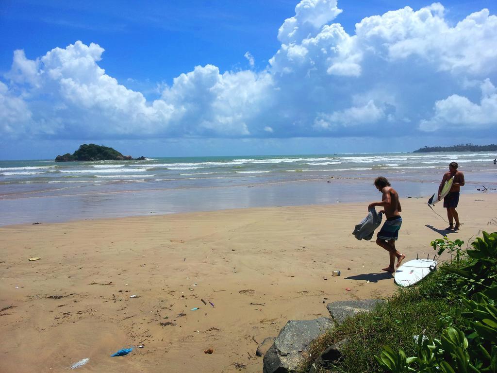Ceylon Surf Guest And Restaurant Bed & Breakfast Weligama Exterior foto