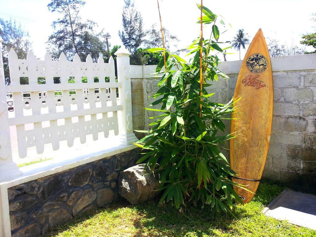 Ceylon Surf Guest And Restaurant Bed & Breakfast Weligama Exterior foto