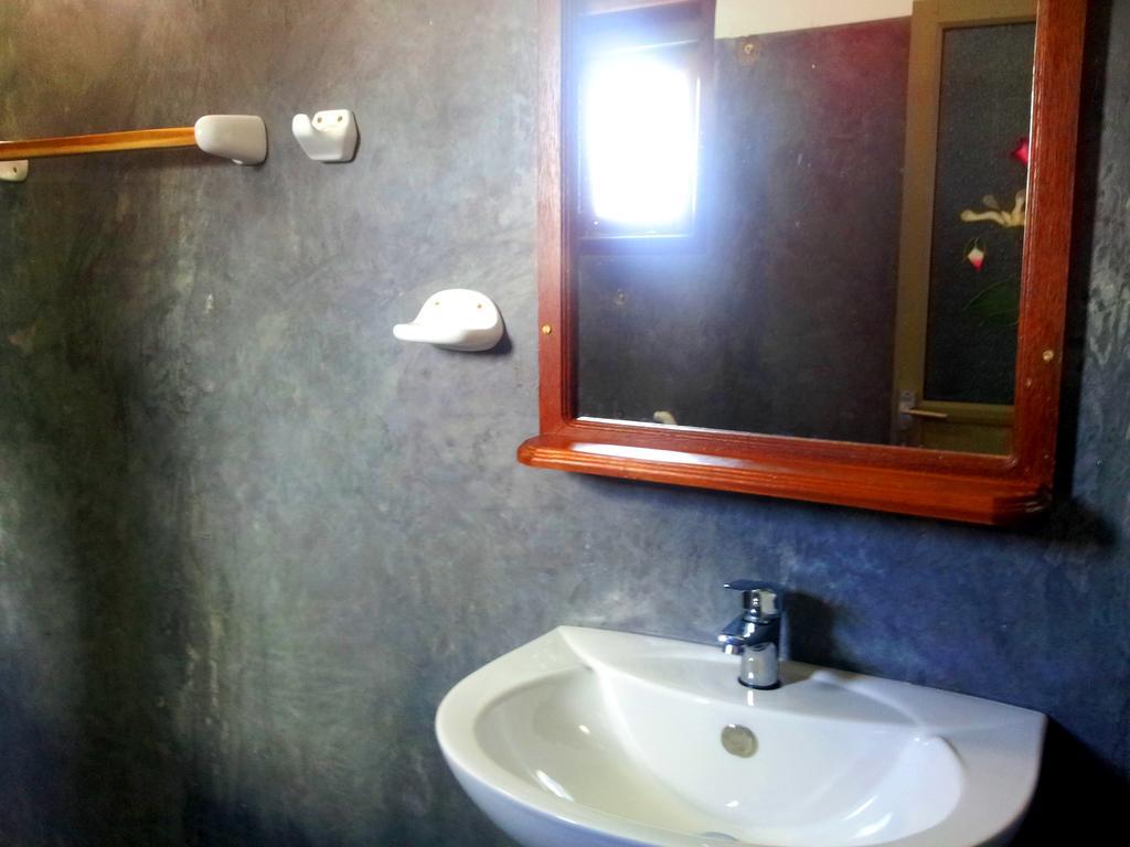 Ceylon Surf Guest And Restaurant Bed & Breakfast Weligama Cameră foto